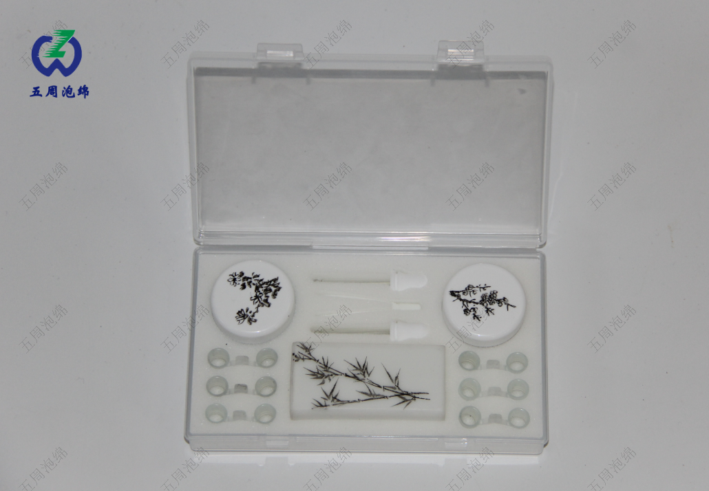 『隱形守護(hù)者』：PU海綿內(nèi)襯如何用柔軟顛覆硬核保護(hù)？