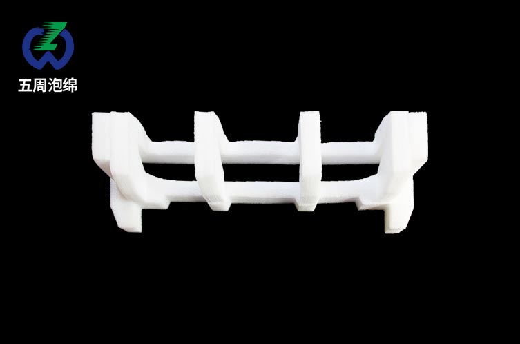 多段式異形珍珠棉內(nèi)襯，長(zhǎng)條件的分段防護(hù)方案